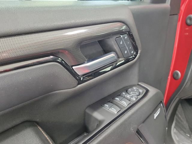 Used 2024 GMC Sierra 2500 AT4 w/ AT4 Premium Plus Package image 7