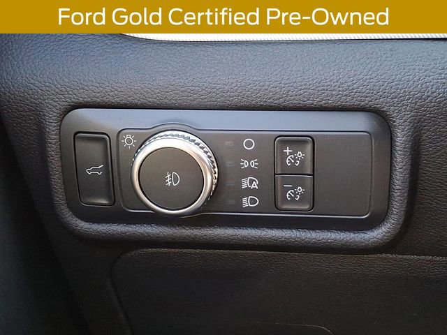 Certified 2022 Ford Explorer XLT w/ Equipment Group 202A AWD/4WD image 27