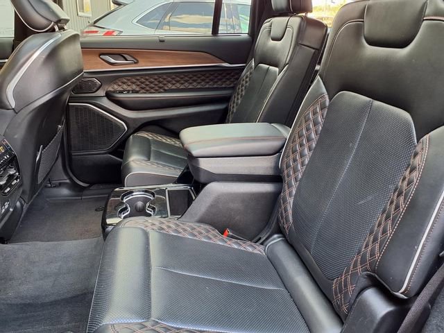Used 2021 Jeep Grand Cherokee L Summit w/ Advanced Protech Group IV AWD/4WD image 7