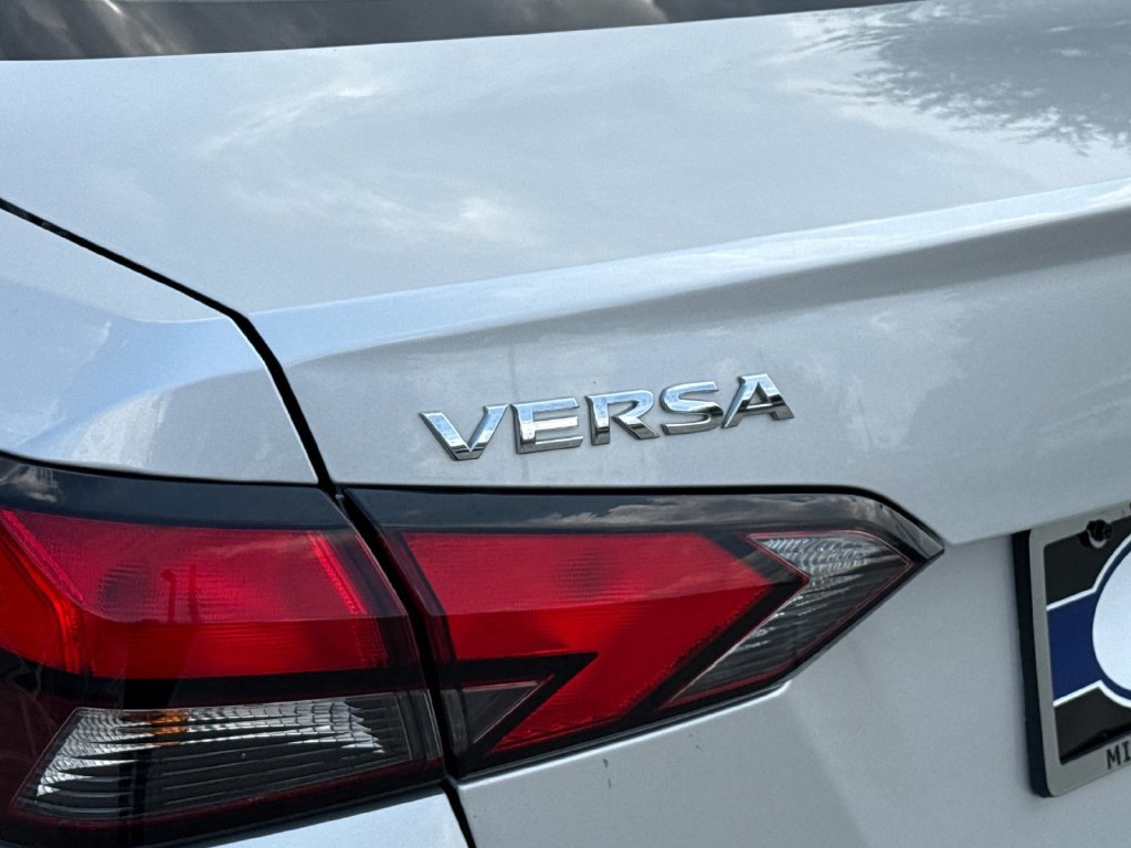 Used 2024 Nissan Versa S w/ Trunk Package FWD image 27