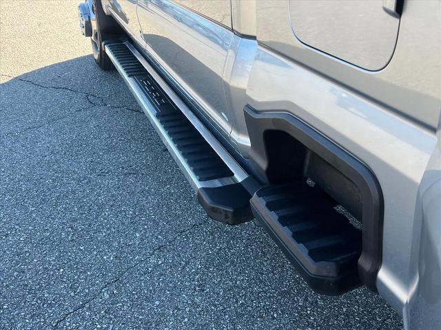 Certified 2023 Ford F350 Lariat w/ Chrome Package image 20