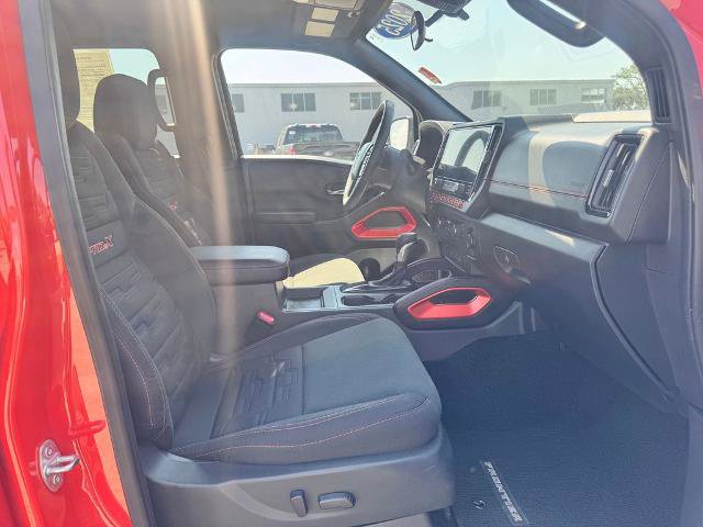Used 2025 Nissan Frontier Pro-X RWD image 16