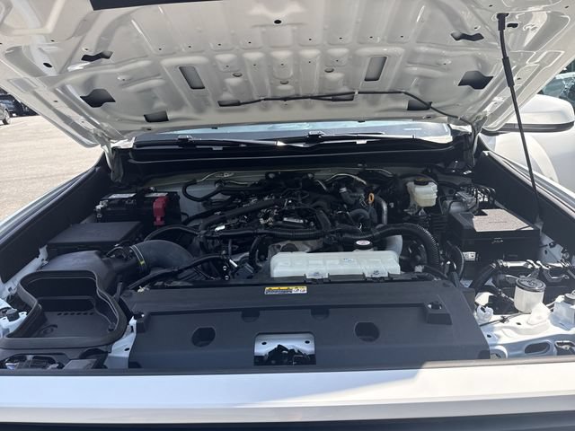 Used 2024 Toyota Tacoma SR5 AWD/4WD image 25