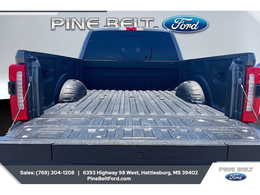 Certified 2023 Ford F250 Lariat w/ Lariat Ultimate Package AWD/4WD image 12