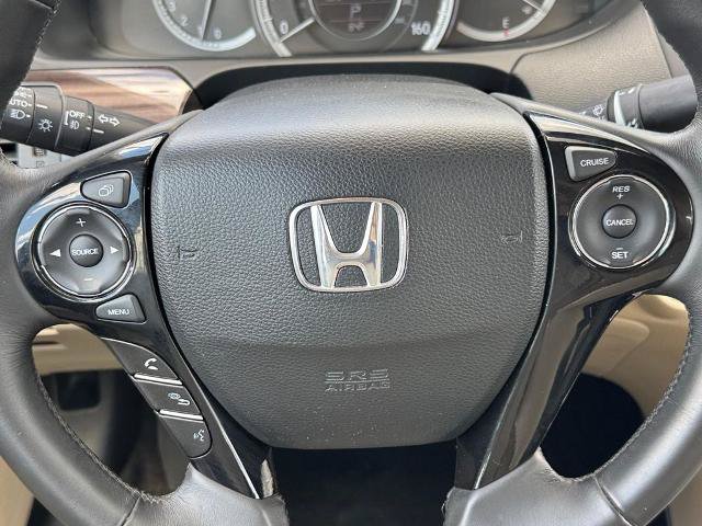Used 2017 Honda Accord EX-L image 12