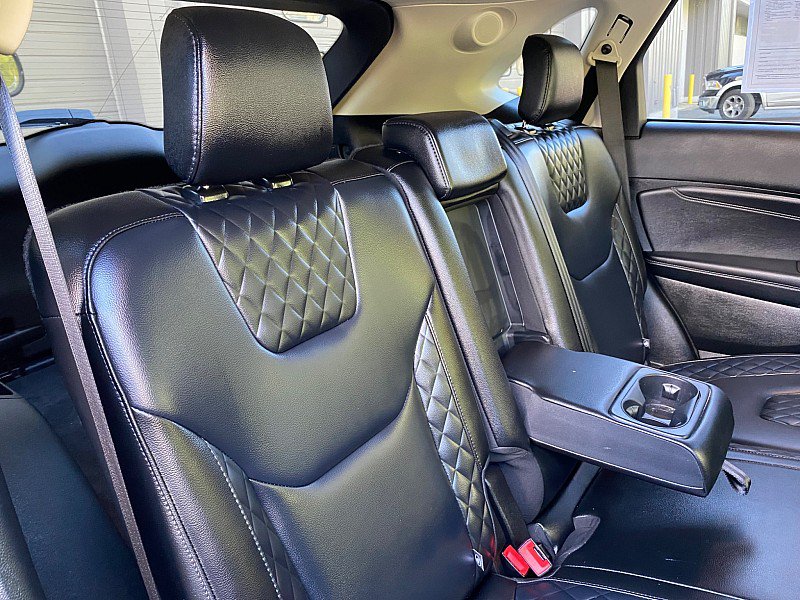Certified 2023 Ford Edge Titanium AWD/4WD image 39