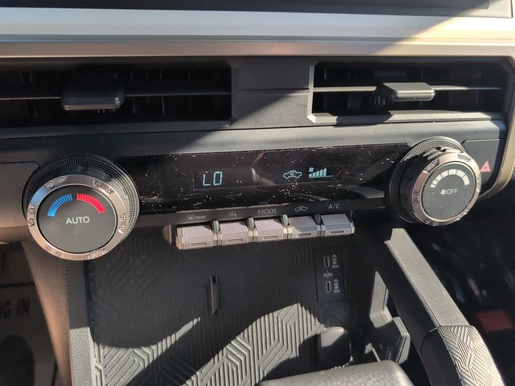 Used 2024 Toyota Tacoma TRD Off-Road image 16