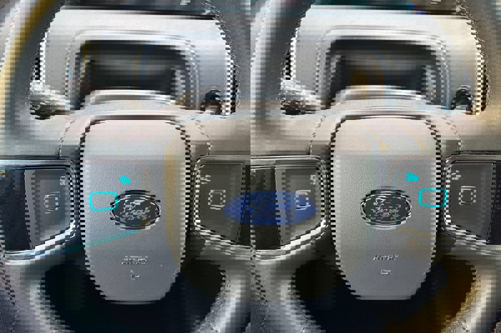 Certified 2025 Ford Expedition Active image 25