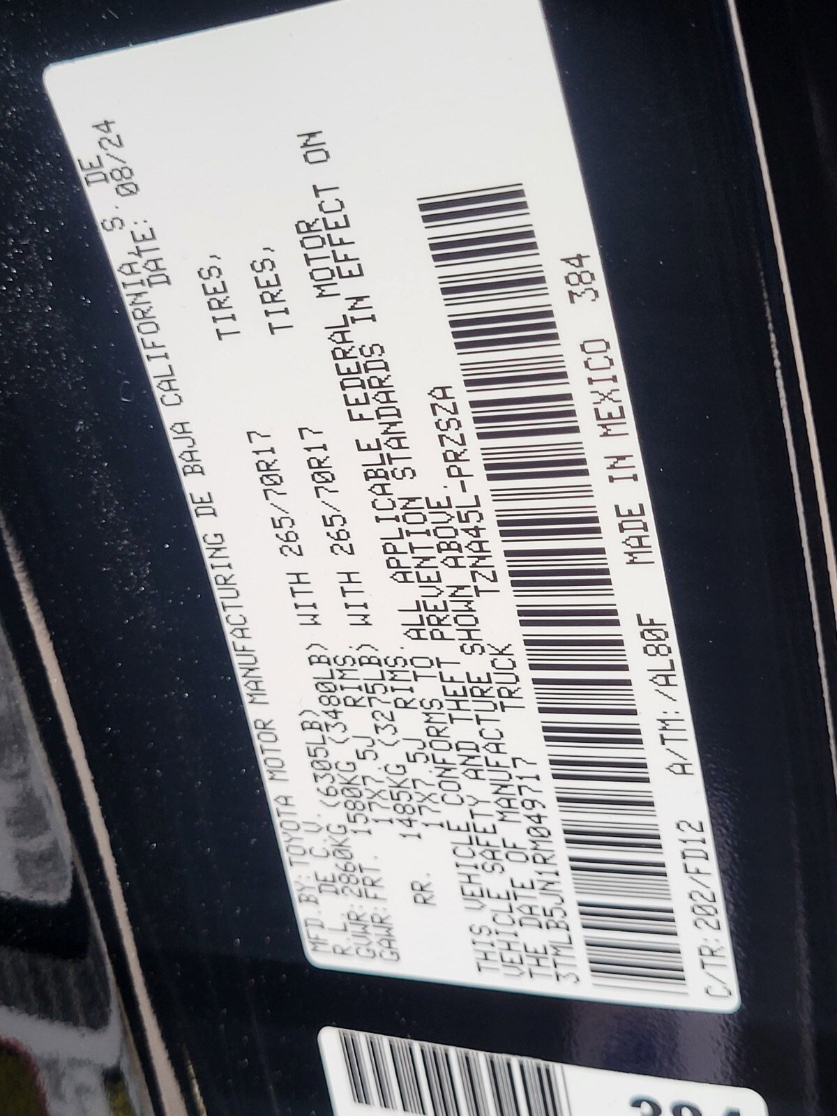 Used 2024 Toyota Tacoma TRD Off-Road image 33