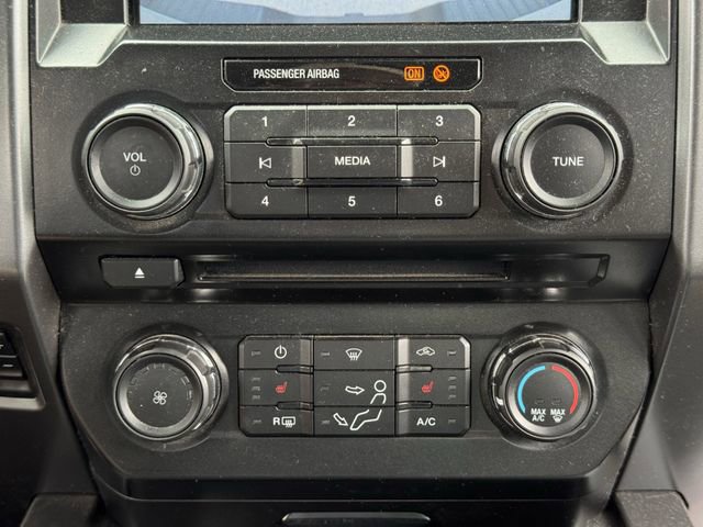 Certified 2017 Ford F250 XLT w/ XLT Premium Package image 17