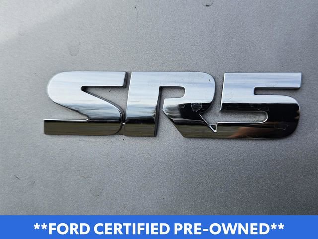 Used 2017 Toyota Tacoma SR5 image 31