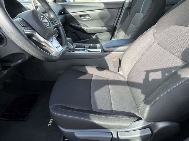 Used 2025 Nissan Sentra SV image 10
