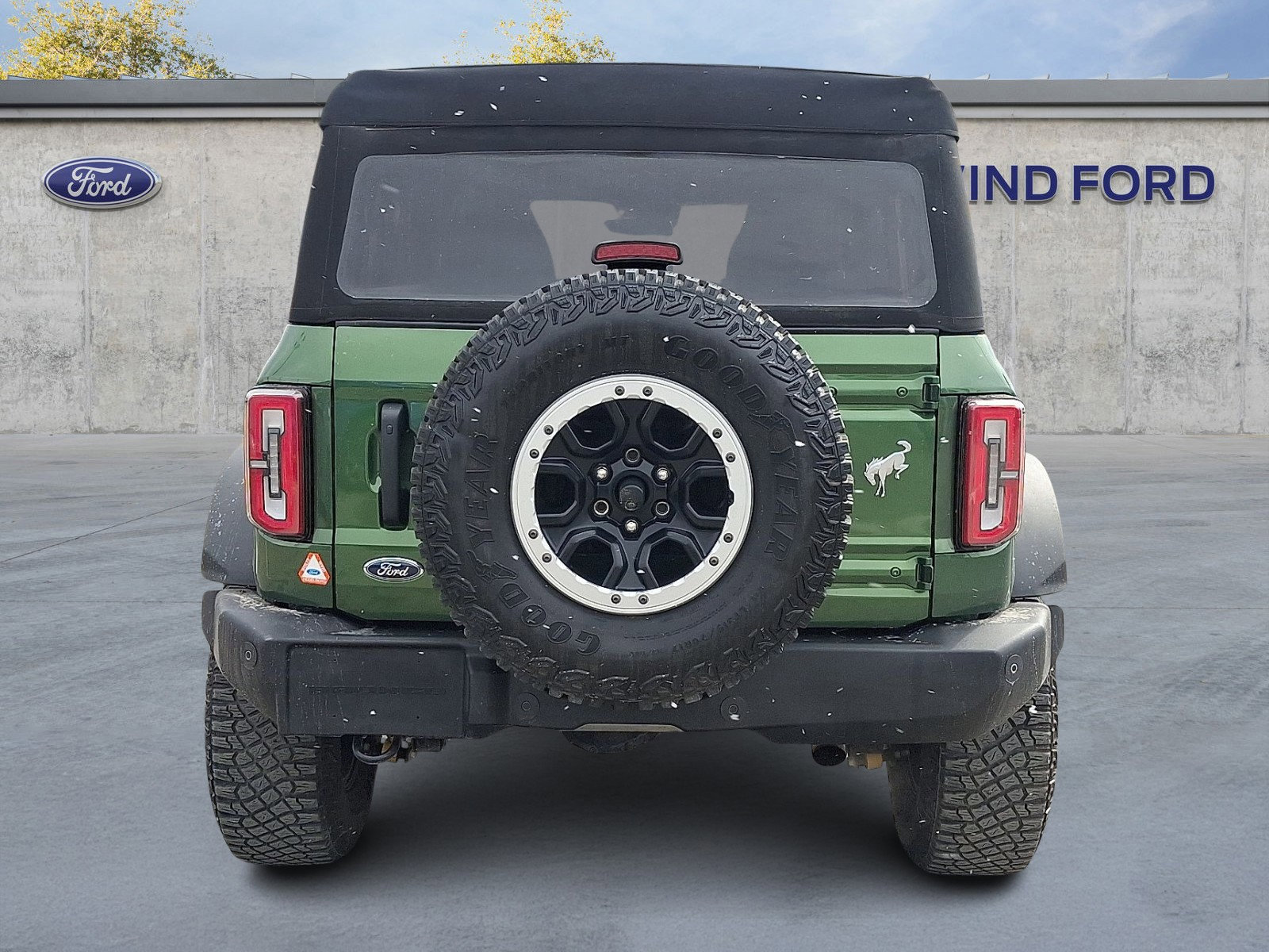 Certified 2023 Ford Bronco Big Bend w/ Sasquatch Package image 3