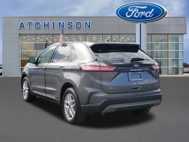 Certified 2023 Ford Edge SEL w/ Convenience Package image 2