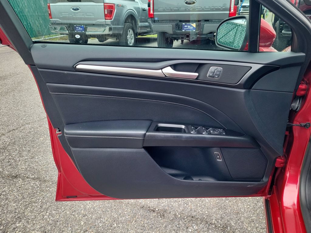 Certified 2020 Ford Fusion Titanium FWD image 21