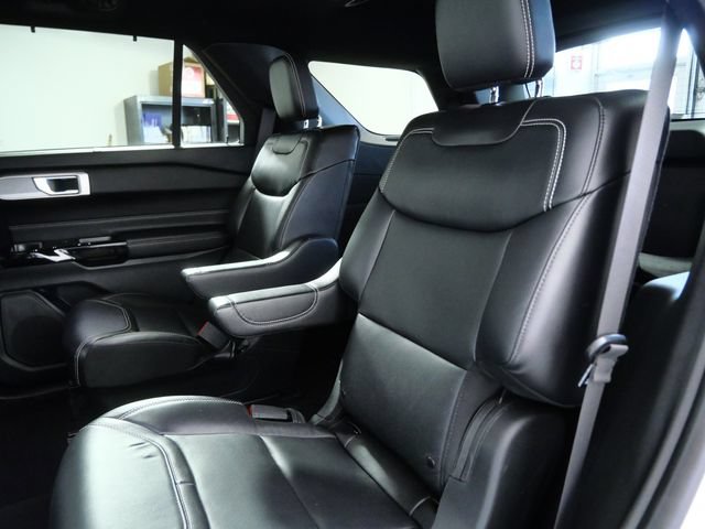 Certified 2023 Ford Explorer ST AWD/4WD image 14