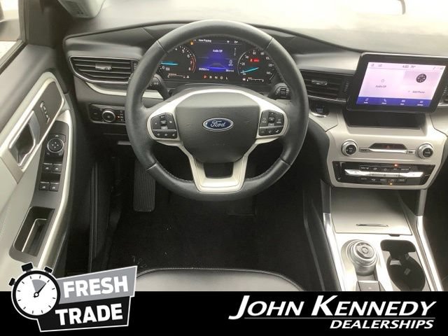 Certified 2023 Ford Explorer XLT w/ Equipment Group 202A AWD/4WD image 13