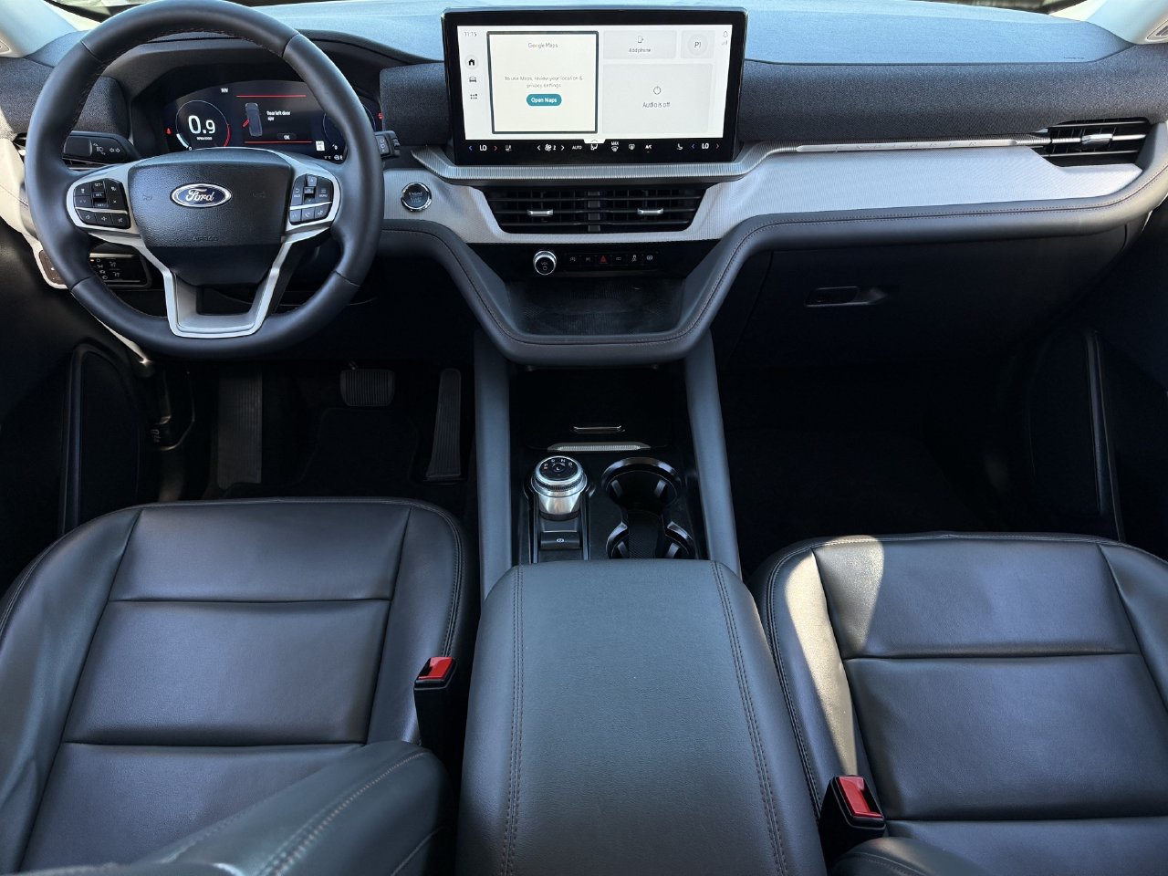 Certified 2025 Ford Explorer Active w/ Active Comfort Package RWD image 10