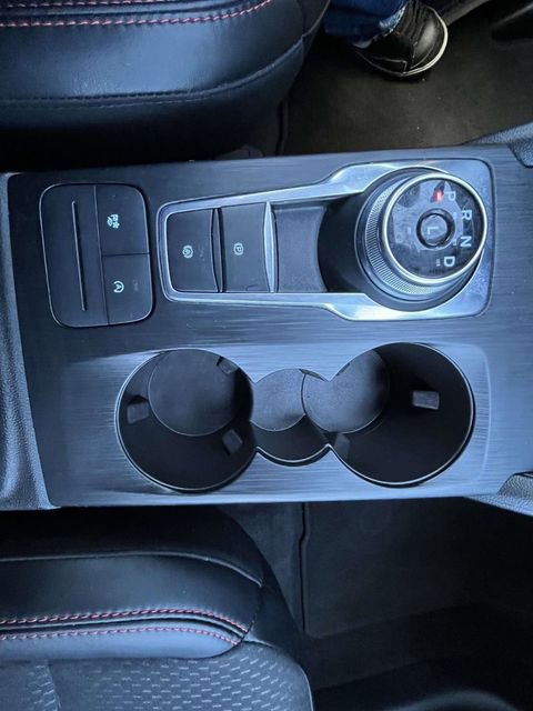 Certified 2025 Ford Escape ST-Line image 25