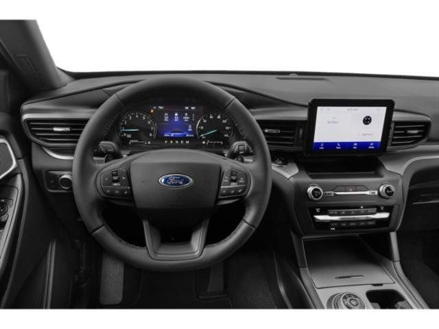 Certified 2021 Ford Explorer XLT w/ Equipment Group 202A AWD/4WD image 7