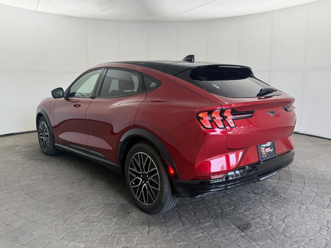 Certified 2024 Ford Mustang Mach-E Premium AWD/4WD image 5