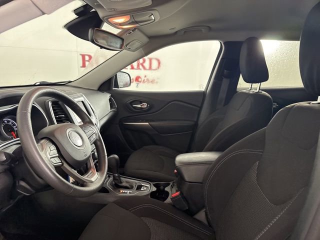 Used 2021 Jeep Cherokee Latitude image 11