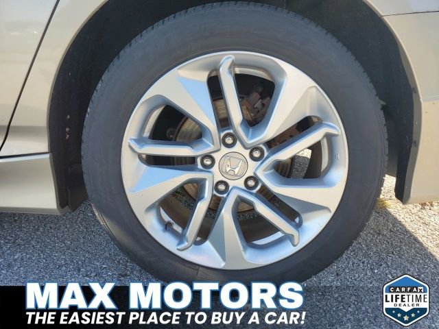 Used 2018 Honda Accord LX image 11