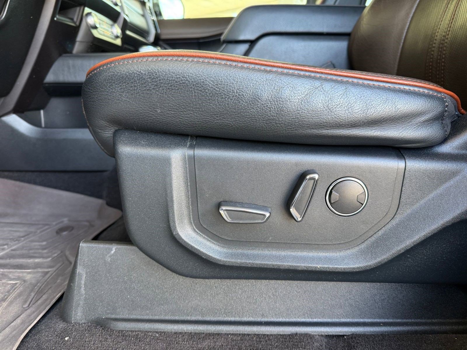 Certified 2021 Ford Expedition Max King Ranch w/ Cargo Package image 14