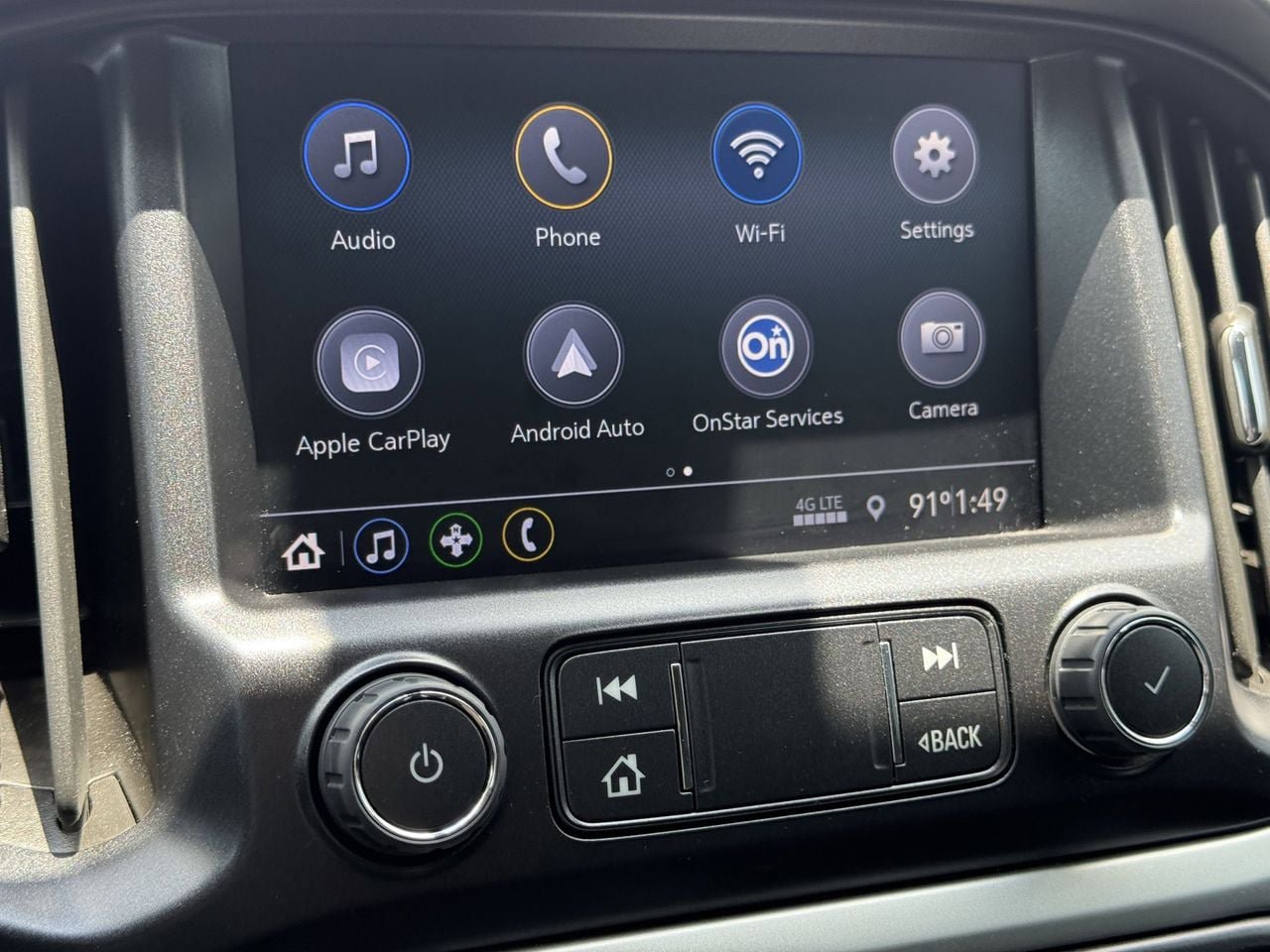 Used 2022 Chevrolet Colorado LT AWD/4WD image 18