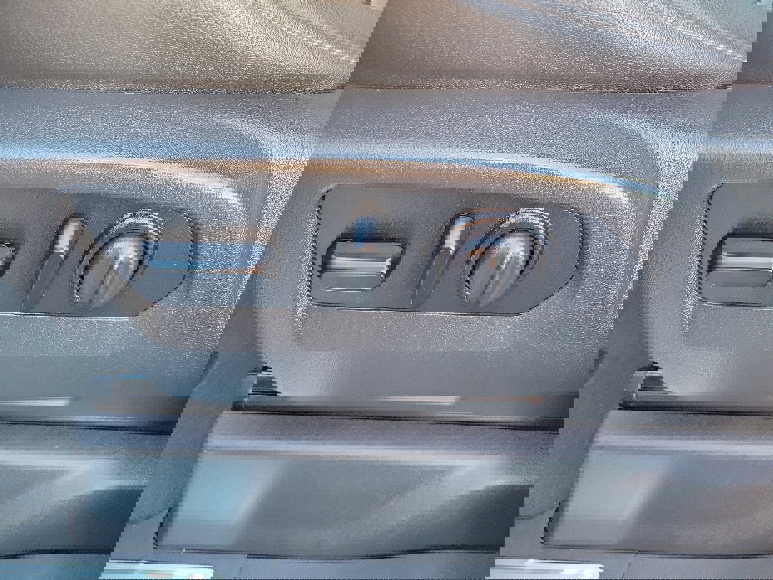 Used 2021 Chevrolet Silverado 1500 LTZ w/ Technology Package image 23