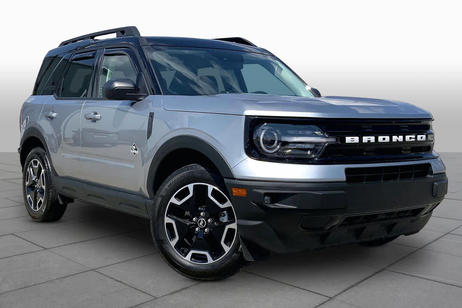 Certified 2023 Ford Bronco Sport Outer Banks AWD/4WD image 3