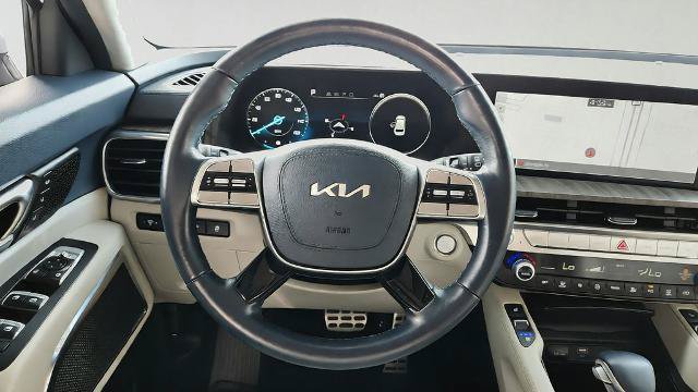 Used 2024 Kia Telluride SX Prestige w/ Towing Package AWD/4WD image 27