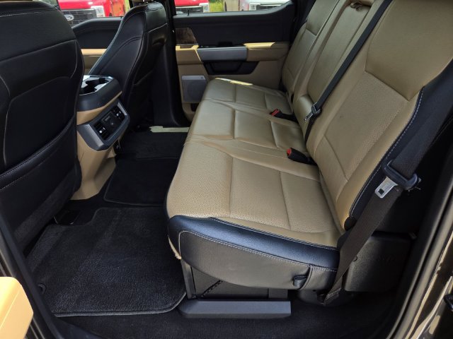 Certified 2025 Ford F350 Lariat w/ Lariat Ultimate Package AWD/4WD image 35