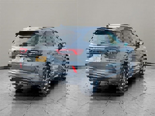 Certified 2024 Ford Escape ST-Line image 4