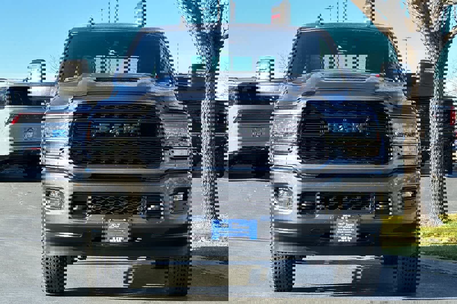 Used 2024 RAM 2500 Limited image 8