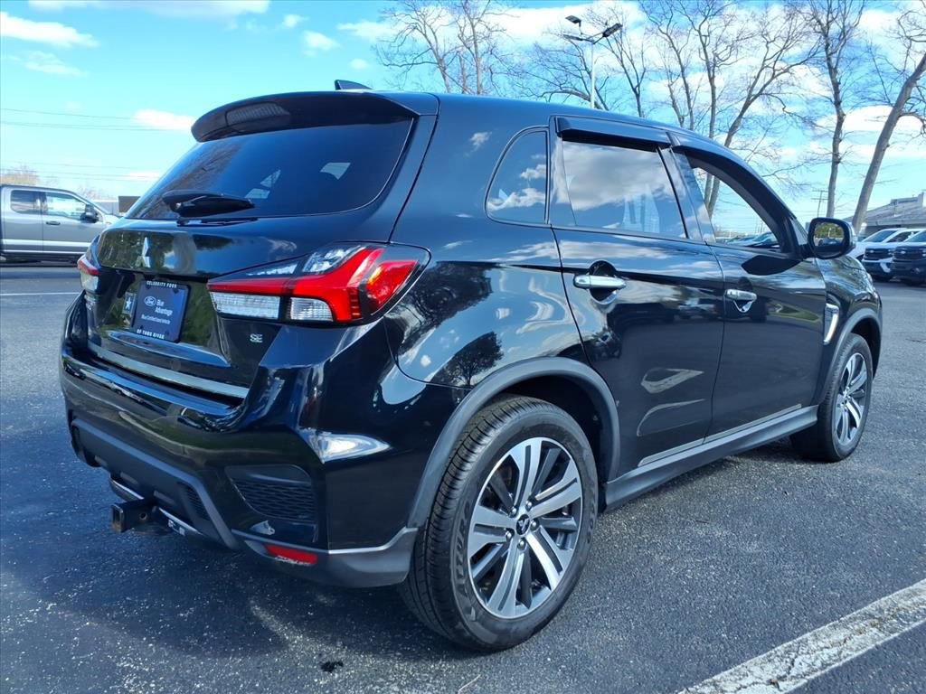 Used 2022 Mitsubishi Outlander Sport SE FWD image 2
