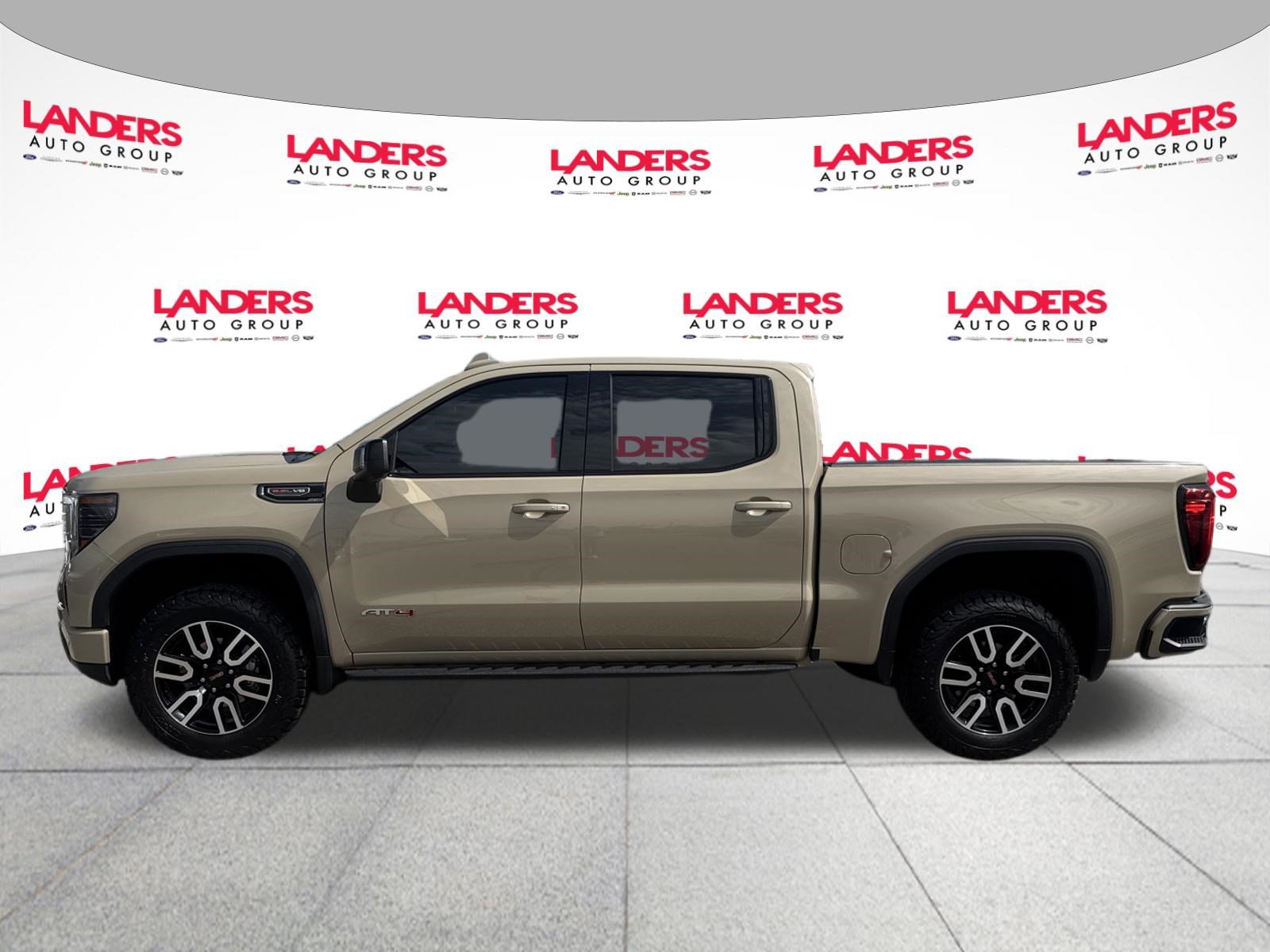 Used 2022 GMC Sierra 1500 AT4 w/ AT4 Premium Package AWD/4WD image 6