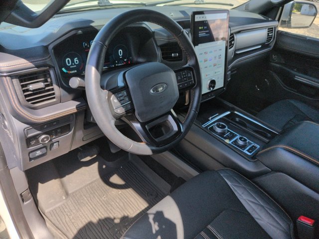 Certified 2023 Ford Expedition Platinum AWD/4WD image 17