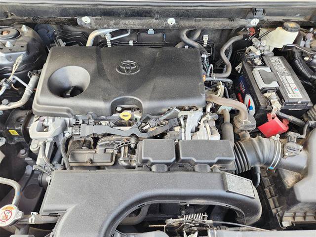 Used 2021 Toyota RAV4 XLE FWD image 30