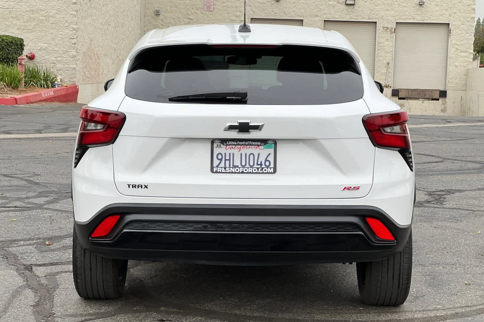 Used 2024 Chevrolet Trax RS w/ Driver Confidence Package FWD image 8