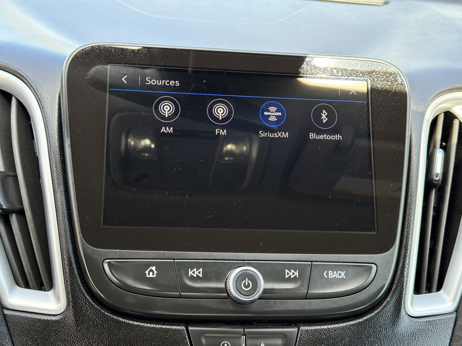 Used 2024 Chevrolet Malibu LT FWD image 5