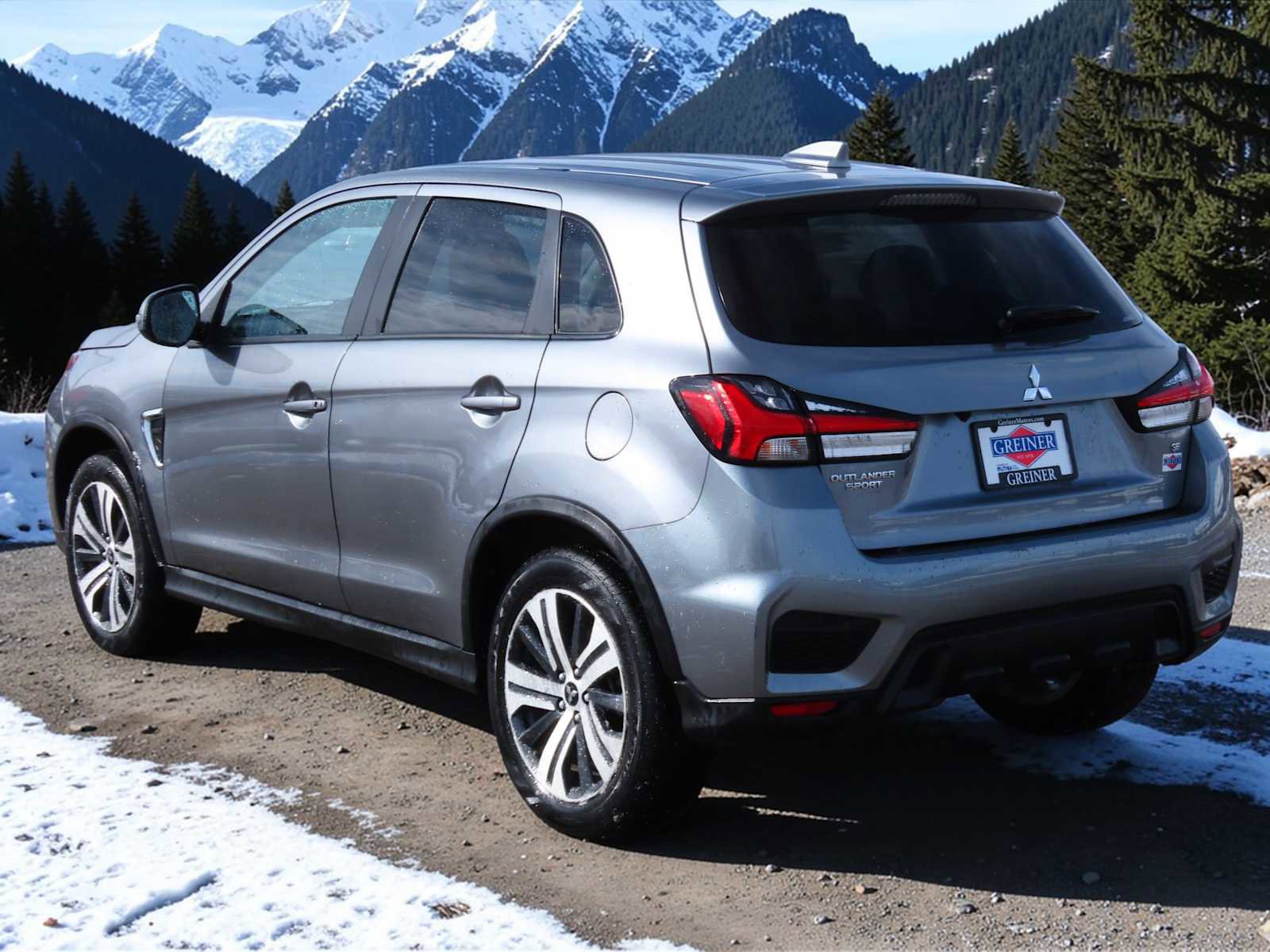 Used 2024 Mitsubishi Outlander Sport SE image 5