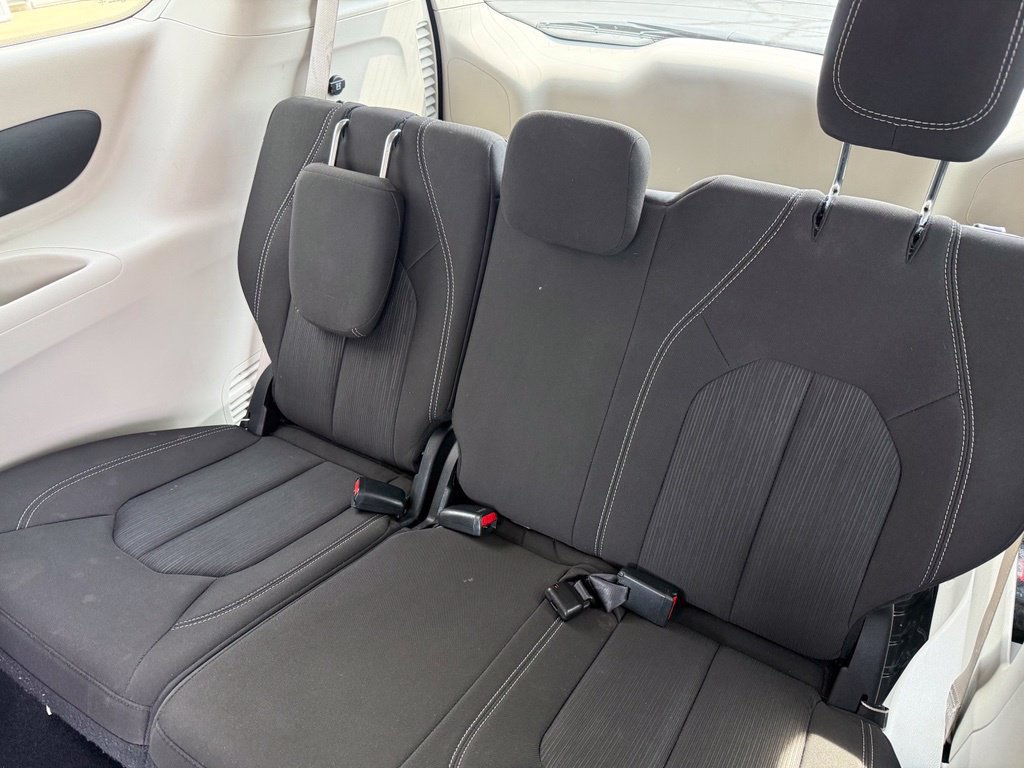 Used 2024 Chrysler Voyager LX FWD image 22