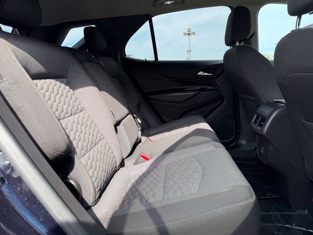 Used 2020 Chevrolet Equinox LT w/ Driver Convenience Package FWD image 16