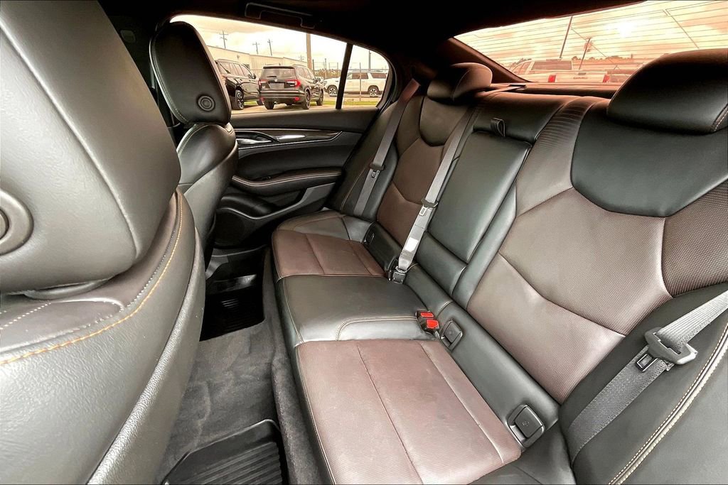 Used 2022 Cadillac CT5 Sport w/ Climate Package RWD image 19
