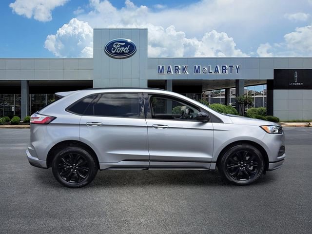 Certified 2022 Ford Edge SE w/ Black Appearance Package AWD/4WD image 6