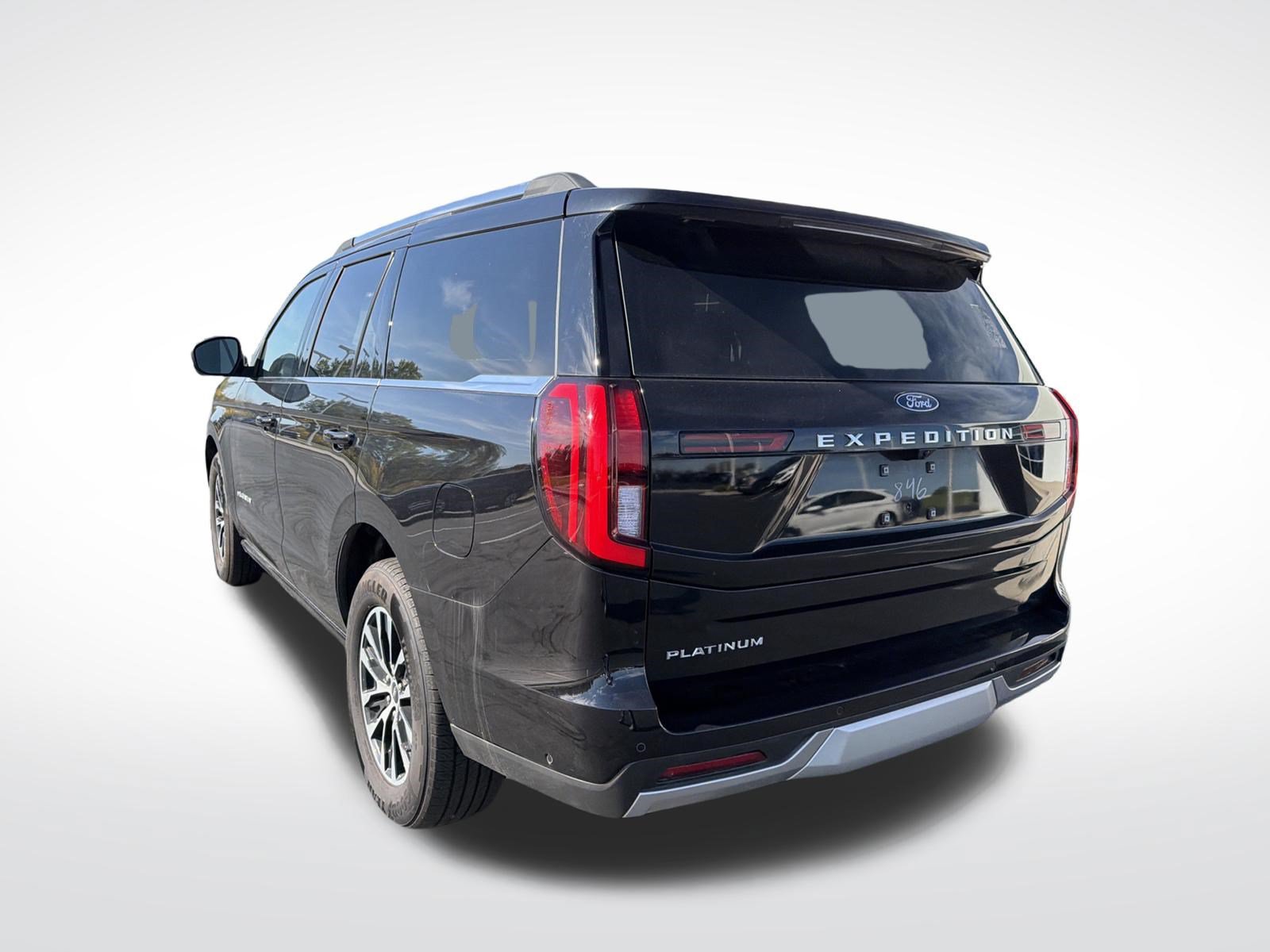 Certified 2025 Ford Expedition Platinum AWD/4WD image 8