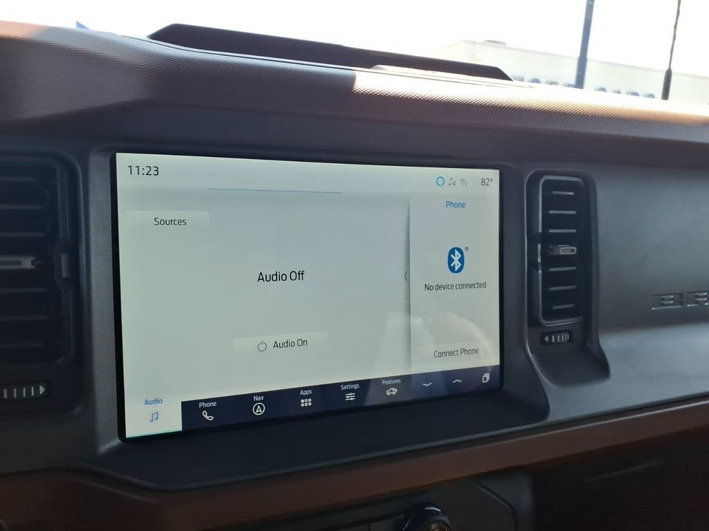 Certified 2024 Ford Bronco Outer Banks AWD/4WD image 18