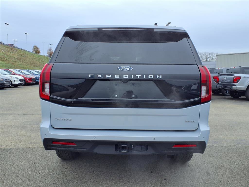 Certified 2025 Ford Expedition Max Active image 4