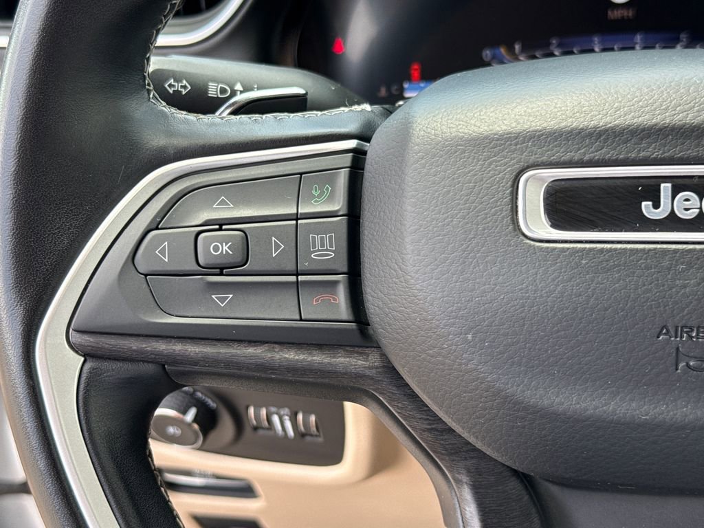 Used 2021 Jeep Grand Cherokee L Limited RWD image 16